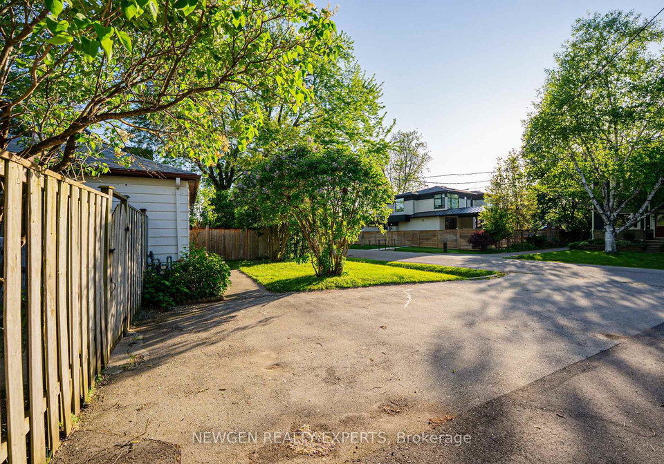 1070-pelham-avenue-mississauga-ontario-w13456450