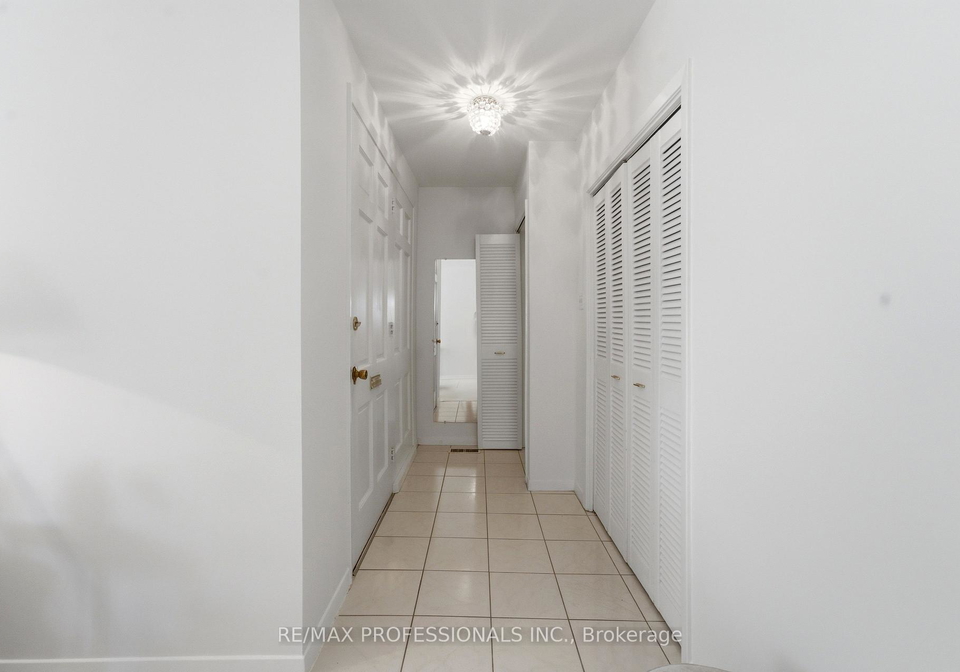48-wareside-road-etobicoke-ontario-w13456502