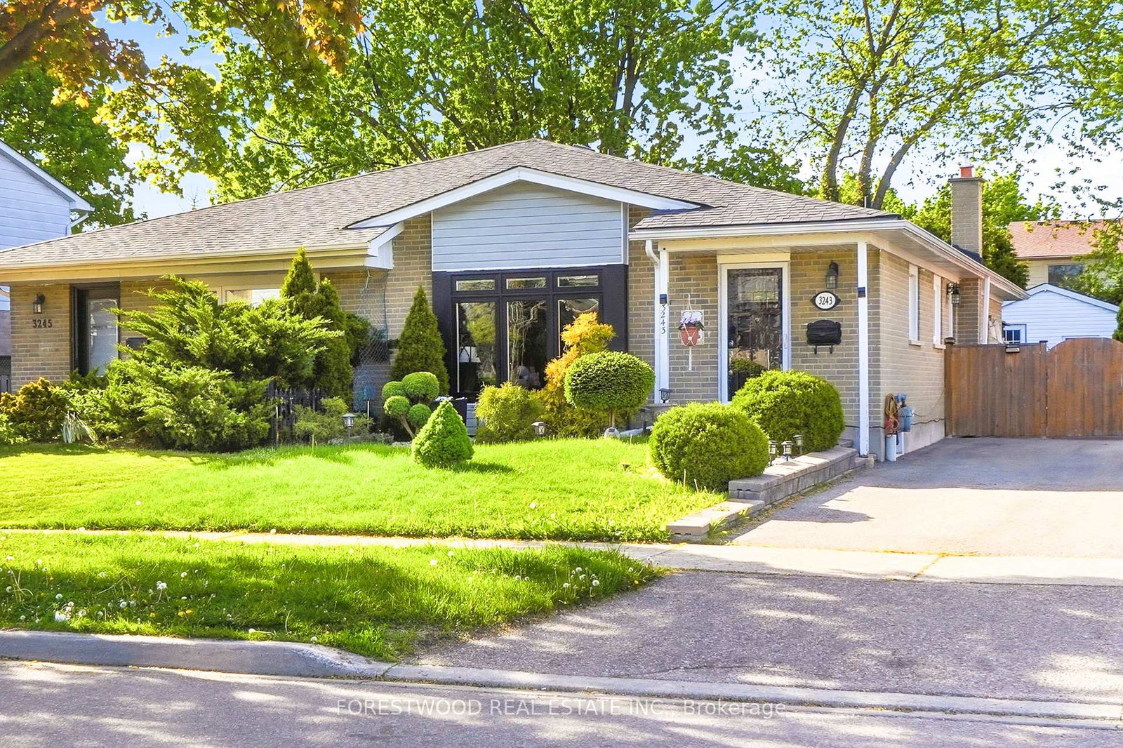 3243-gwendale-crescent-mississauga-ontario-w13456566