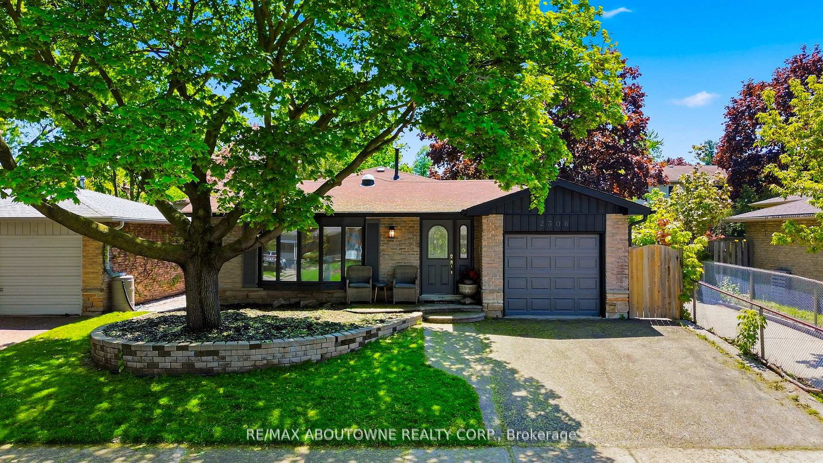 2306-devon-road-oakville-ontario-w13457078