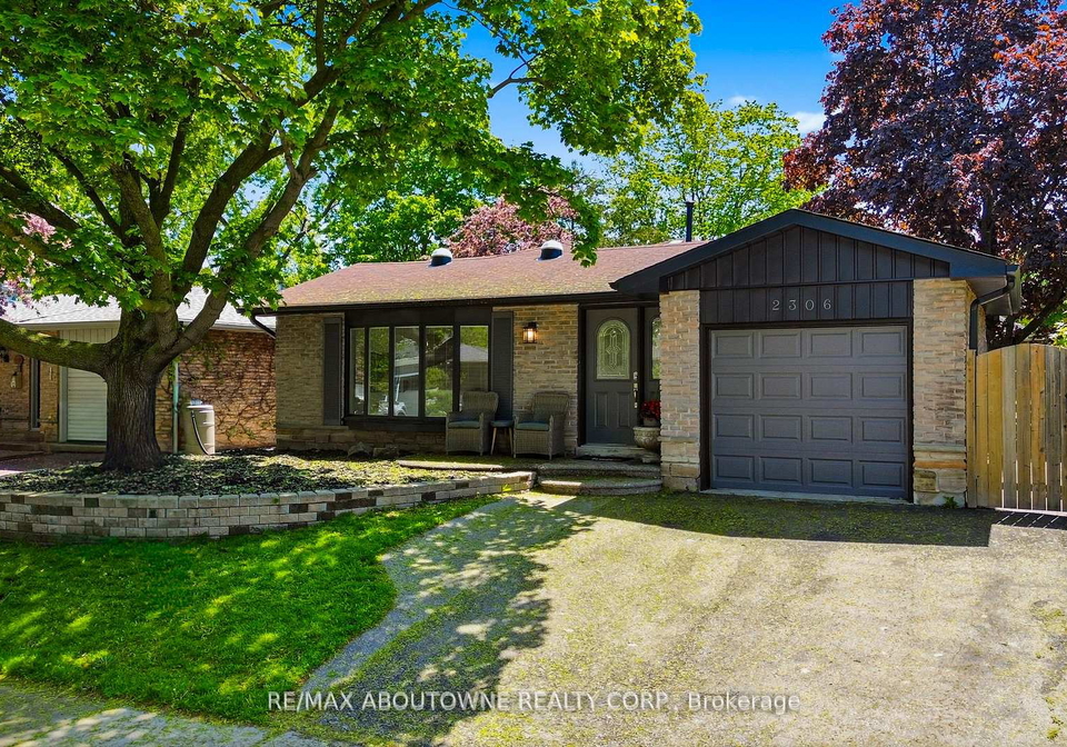 2306-devon-road-oakville-ontario-w13457078