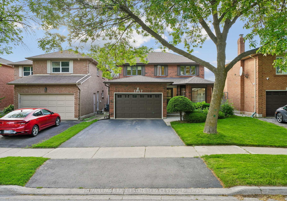 1547-stoneybrook-trail-oakville-ontario-w13457118
