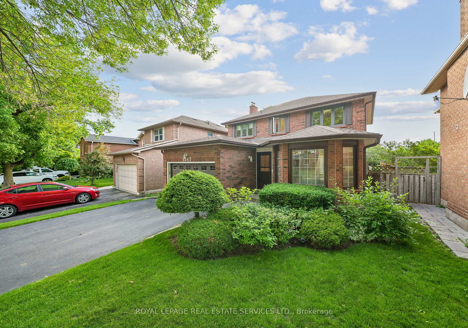 1547-stoneybrook-trail-oakville-ontario-w13457118