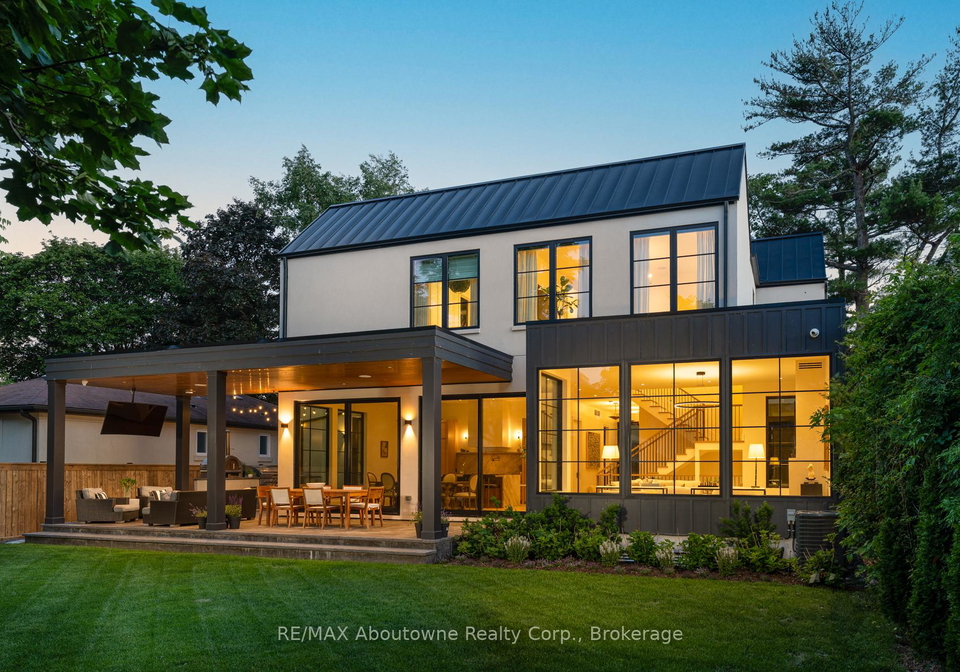 203-weybourne-road-oakville-ontario-w13457162