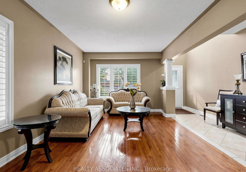 44-shining-willow-crescent-brampton-ontario-w13457216