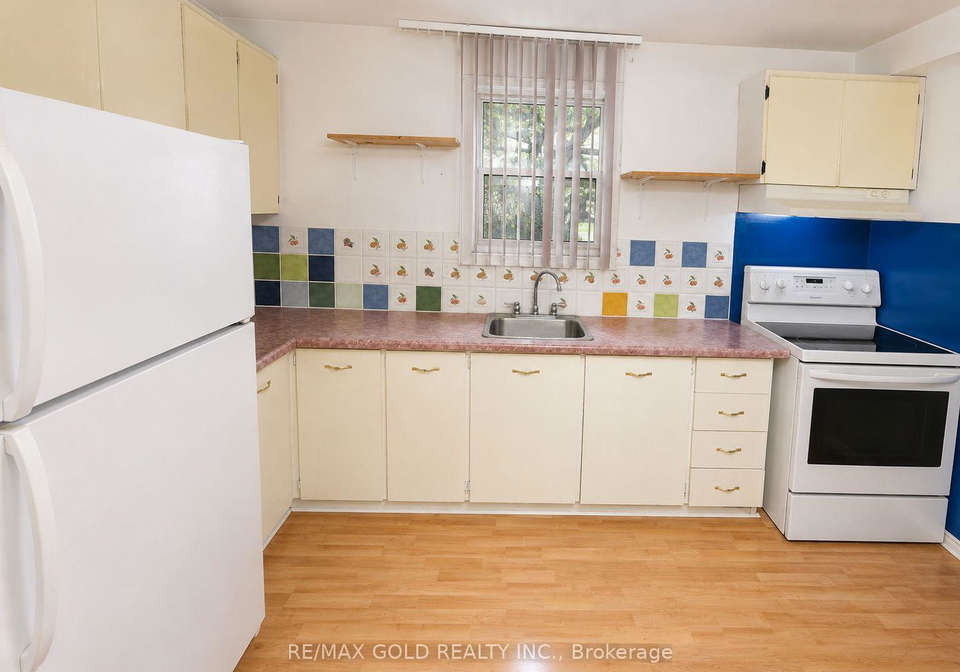 15-huntingwood-crescent-brampton-ontario-w13457324