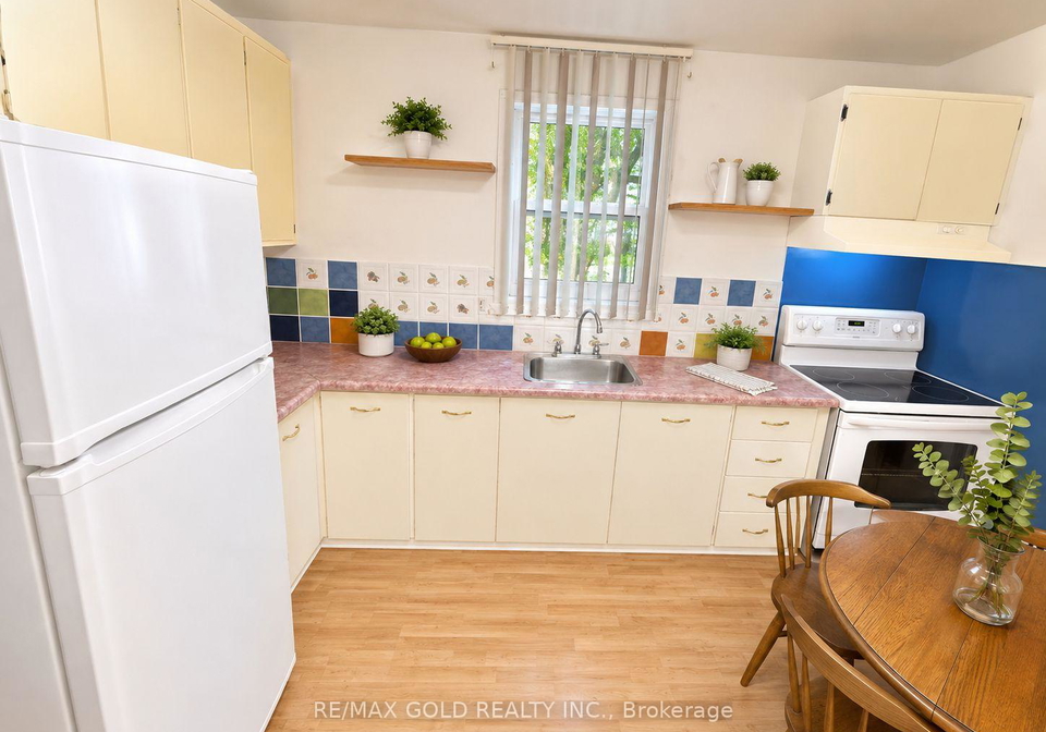 15-huntingwood-crescent-brampton-ontario-w13457324