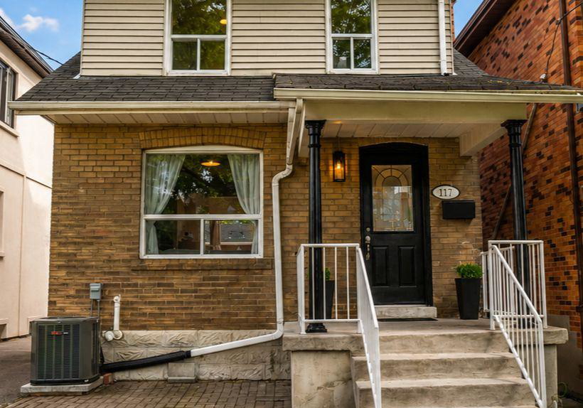 117-regent-street-toronto-ontario-w13457342
