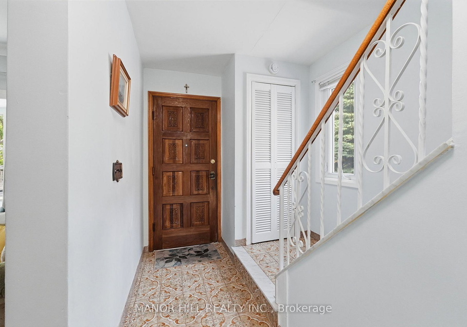 33-robindale-avenue-etobicoke-ontario-w13457368