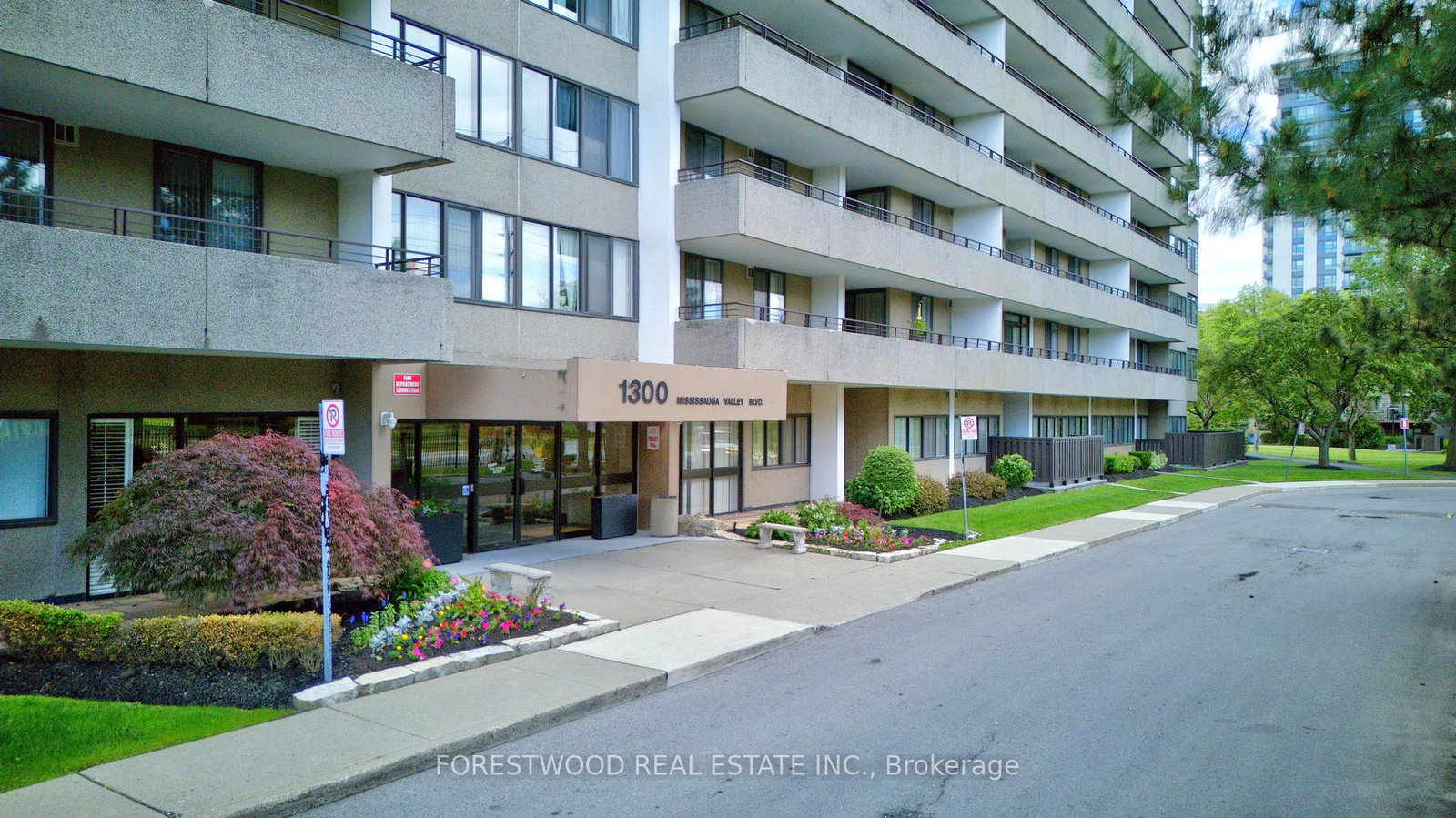 1300-mississauga-valley-boulevard-mississauga-ontario-w13457394