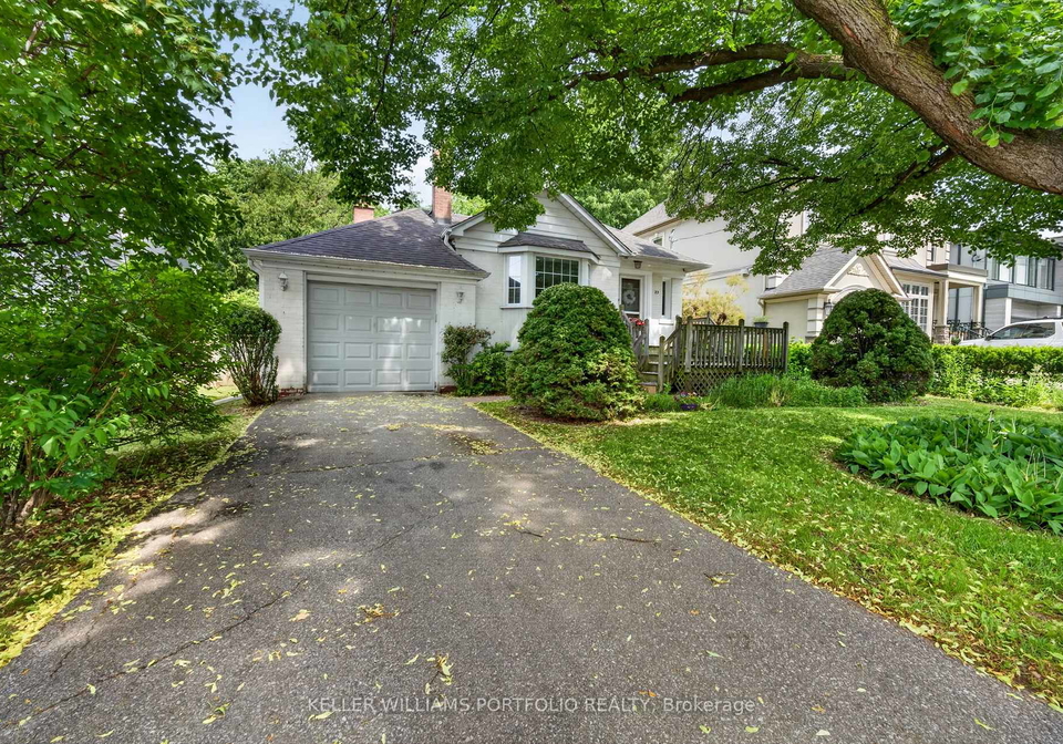 23-ashbourne-drive-etobicoke-ontario-w13457646