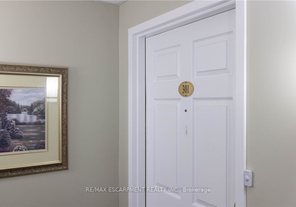 216-plains-road-w-burlington-ontario-w13457648