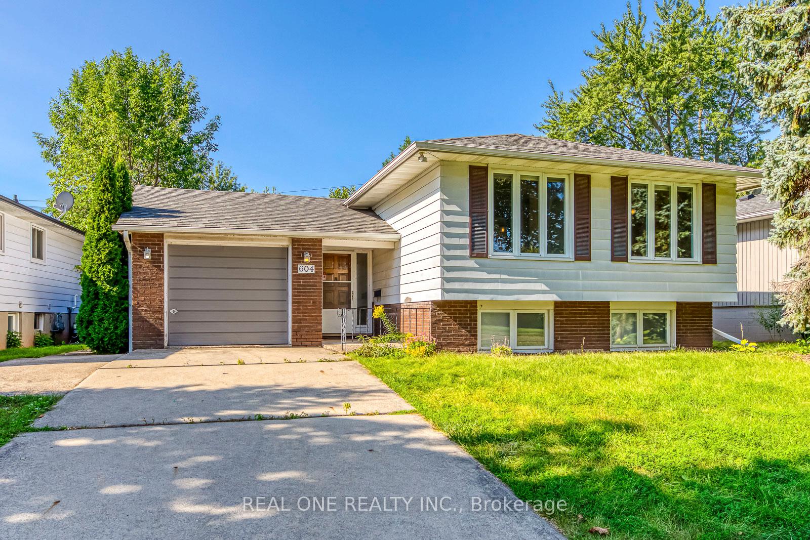 604-bridle-wood-burlington-ontario-w13457810