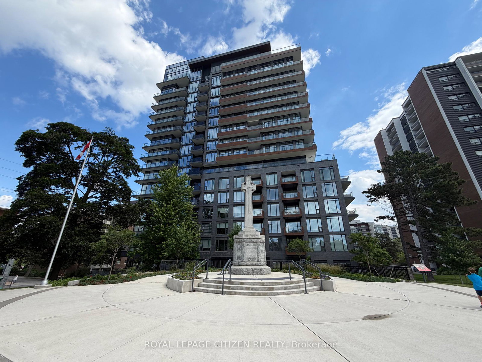 21-park-street-mississauga-ontario-w13457956