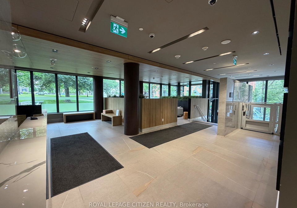 21-park-street-mississauga-ontario-w13457956