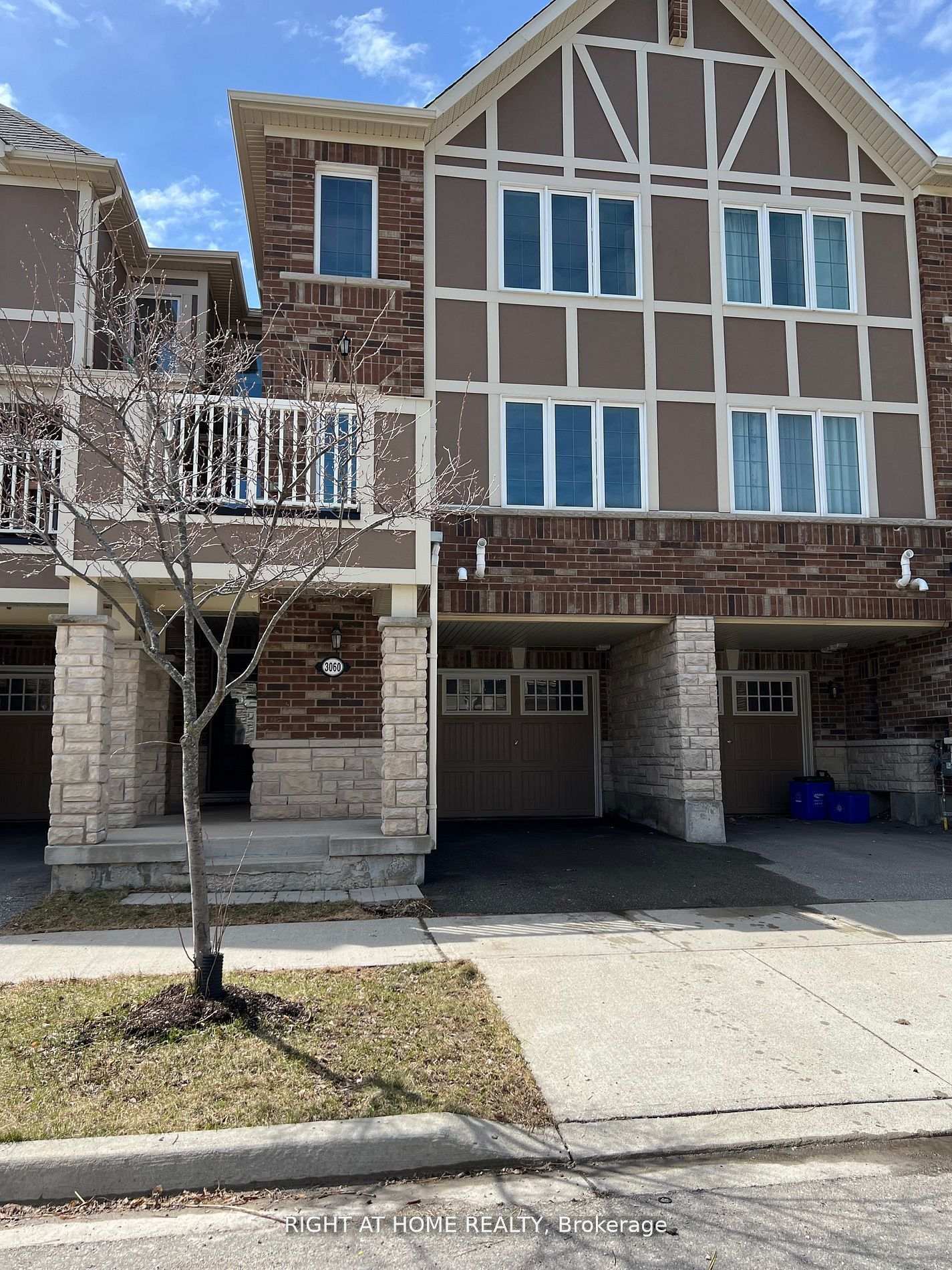 3060-mistletoe-gardens-oakville-ontario-w13457988