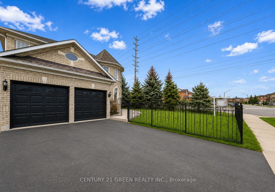 1031-blueheron-boulevard-mississauga-ontario-w13458146