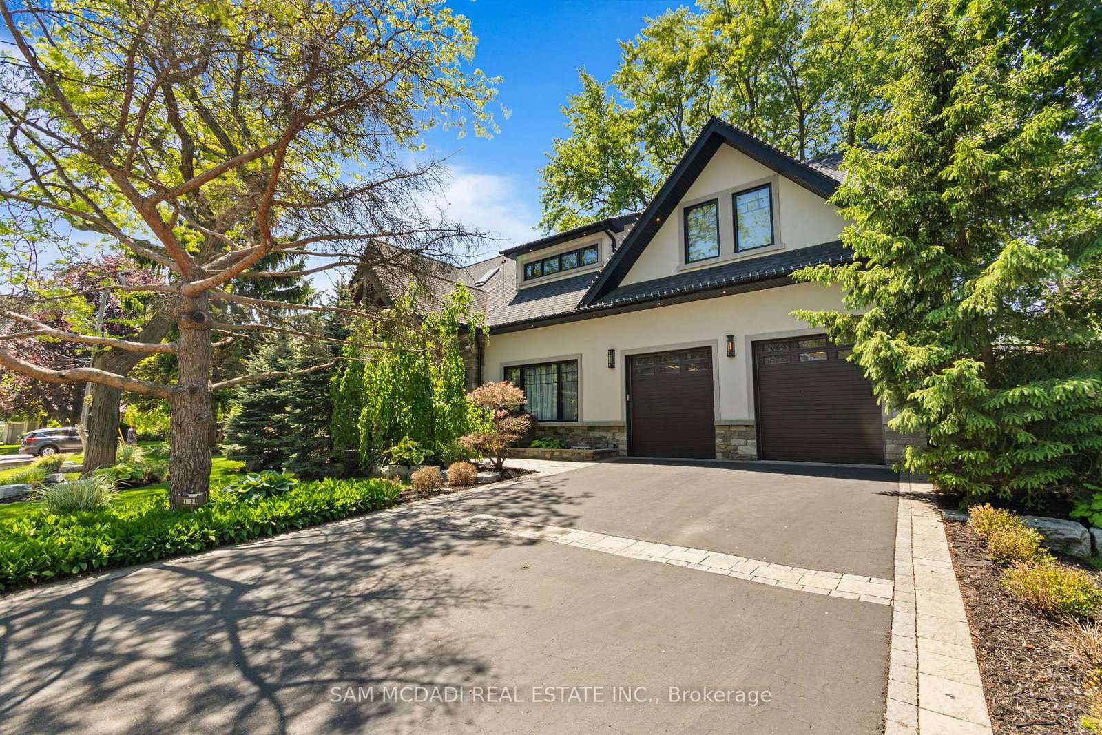 1031-welwyn-drive-mississauga-ontario-w13458156