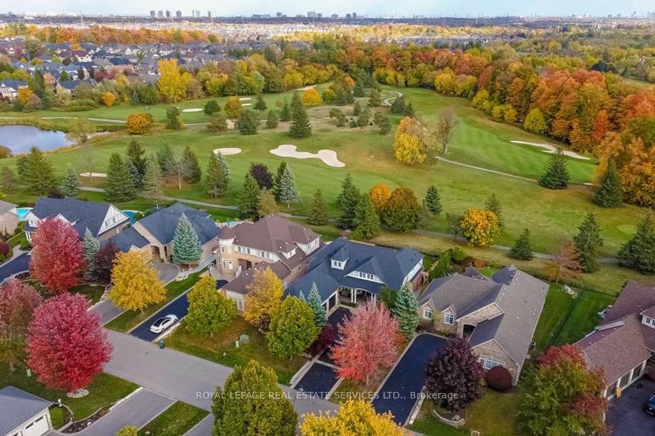 35-links-lane-brampton-ontario-w13458162