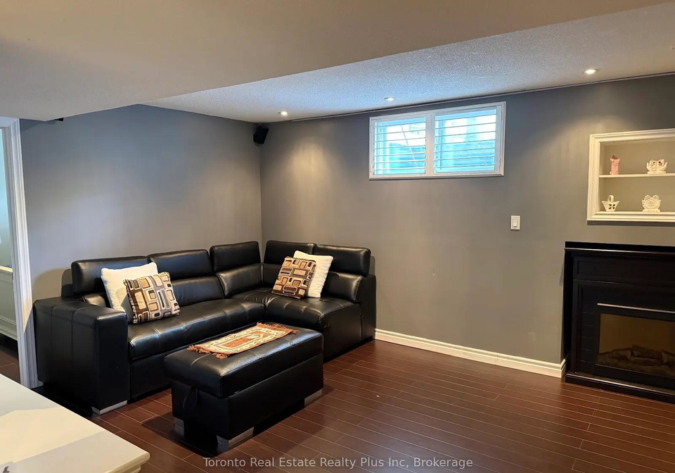 4-paddington-road-brampton-ontario-w13458254