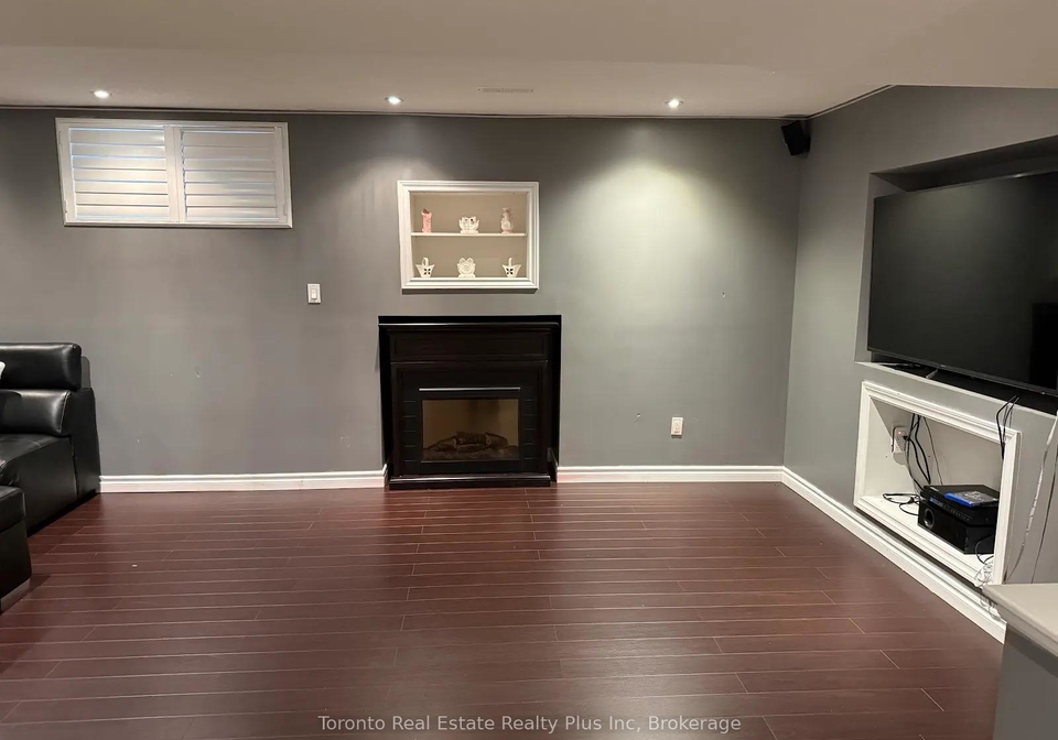 4-paddington-road-brampton-ontario-w13458254