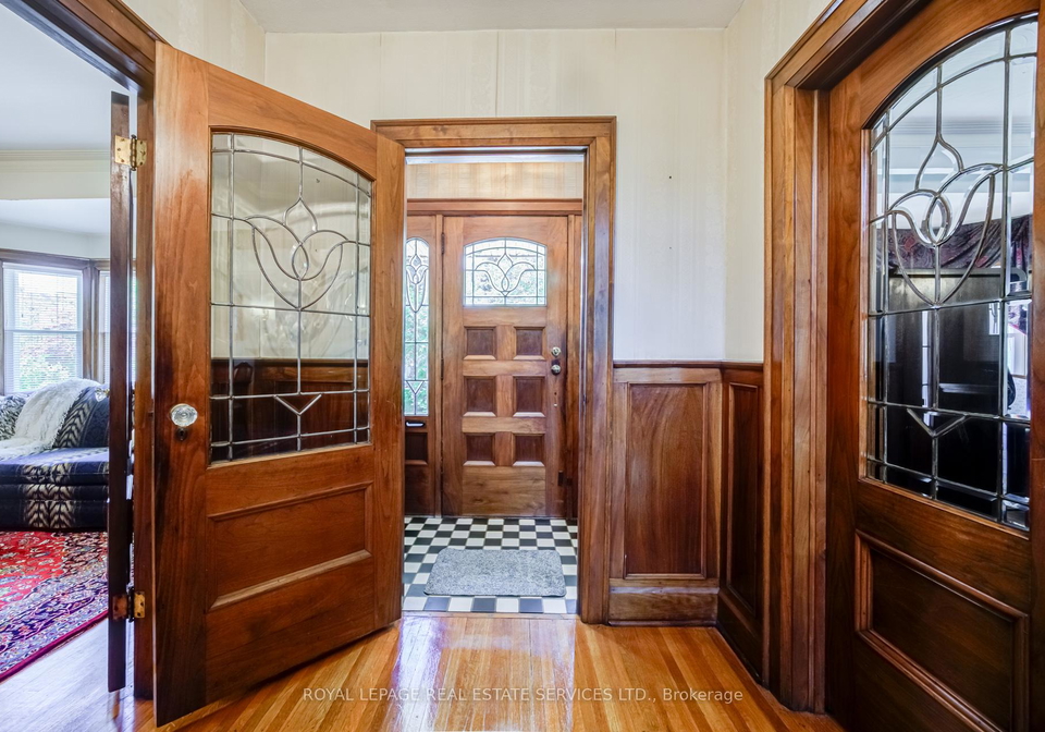 51-halford-avenue-toronto-ontario-w13458368