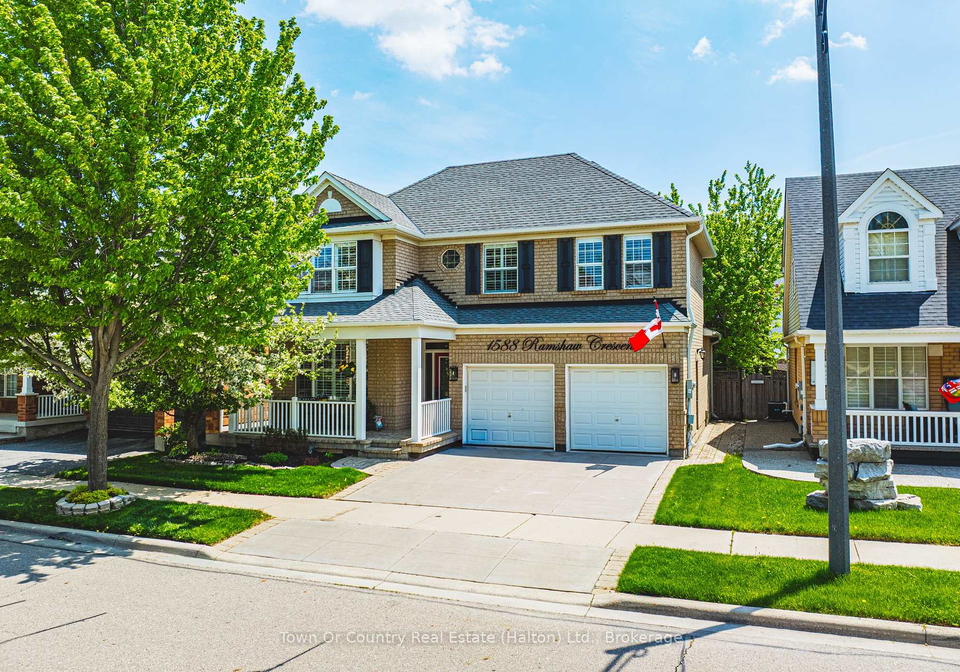 1588-ramshaw-crescent-milton-ontario-w13458374