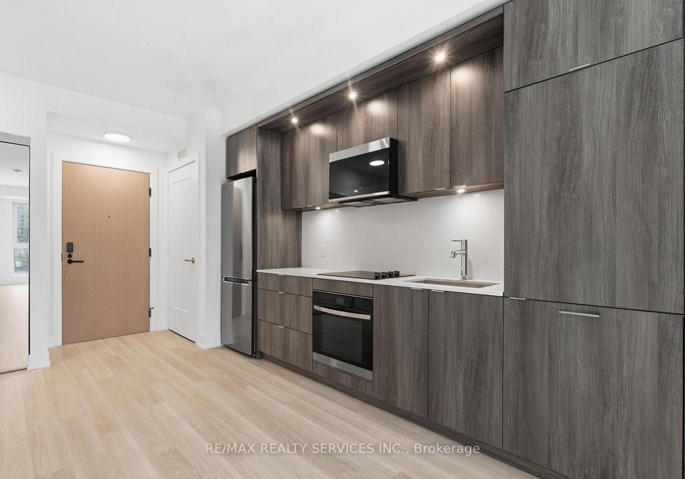 60-central-park-road-way-etobicoke-ontario-w13458486