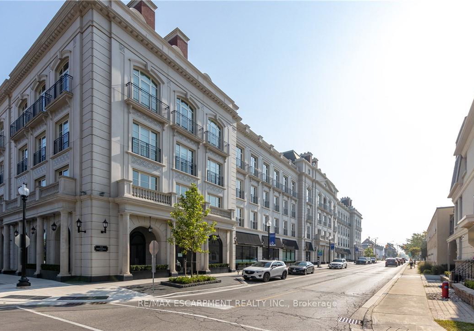 300-randall-street-oakville-ontario-w13458598