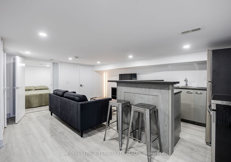 668-indian-road-toronto-ontario-w13458614