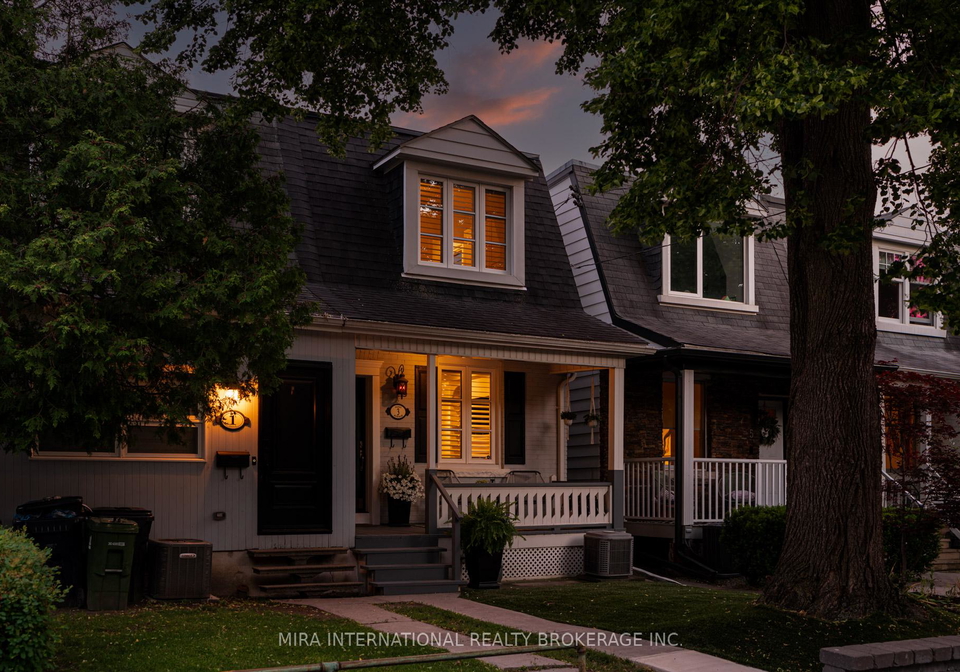3-hugo-avenue-toronto-ontario-w13458714