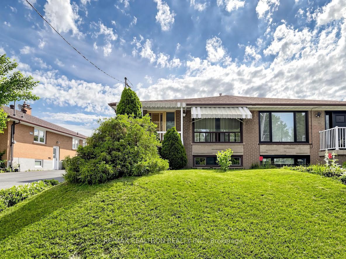 2613-jane-street-york-ontario-w13458744