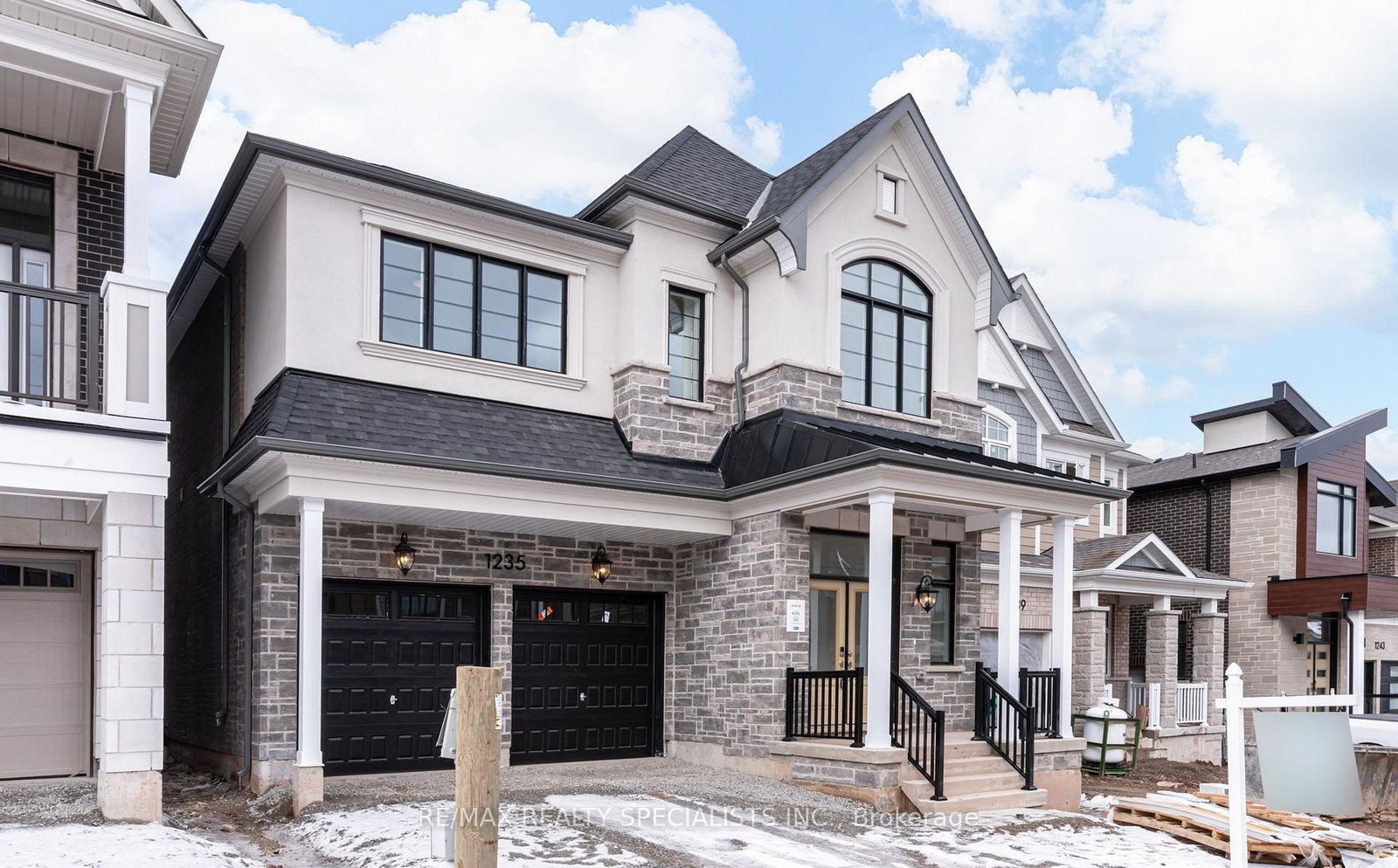 1235-black-bear-trail-oakville-ontario-w13458774