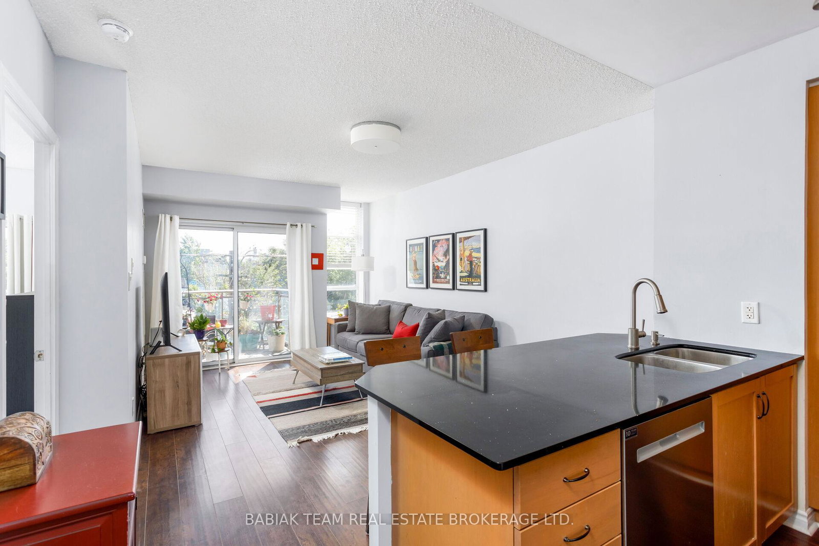 2495-dundas-street-west-toronto-ontario-w13458806