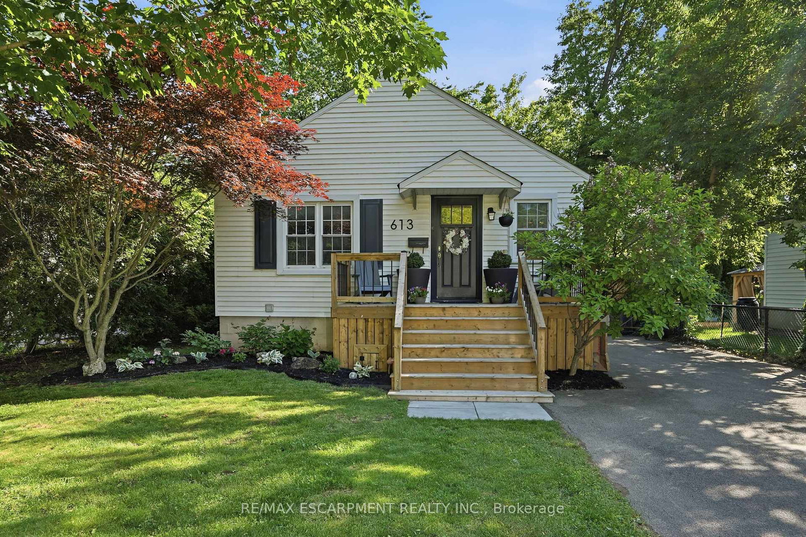 613-clark-avenue-w-burlington-ontario-w13458840