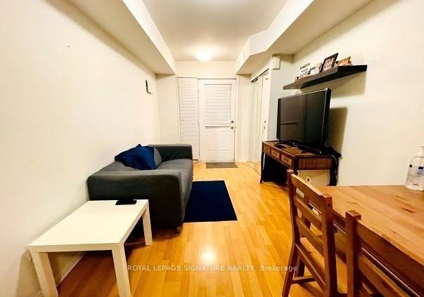 4975-southampton-drive-mississauga-ontario-w13458848