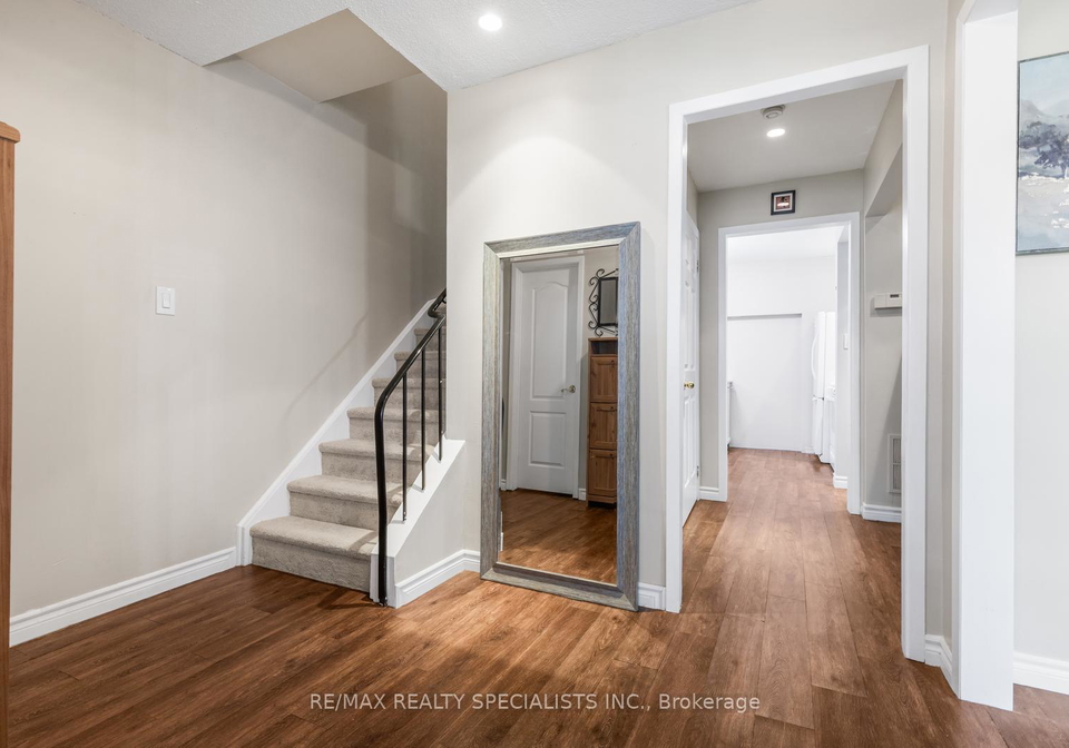 6650-falconer-drive-mississauga-ontario-w13458874