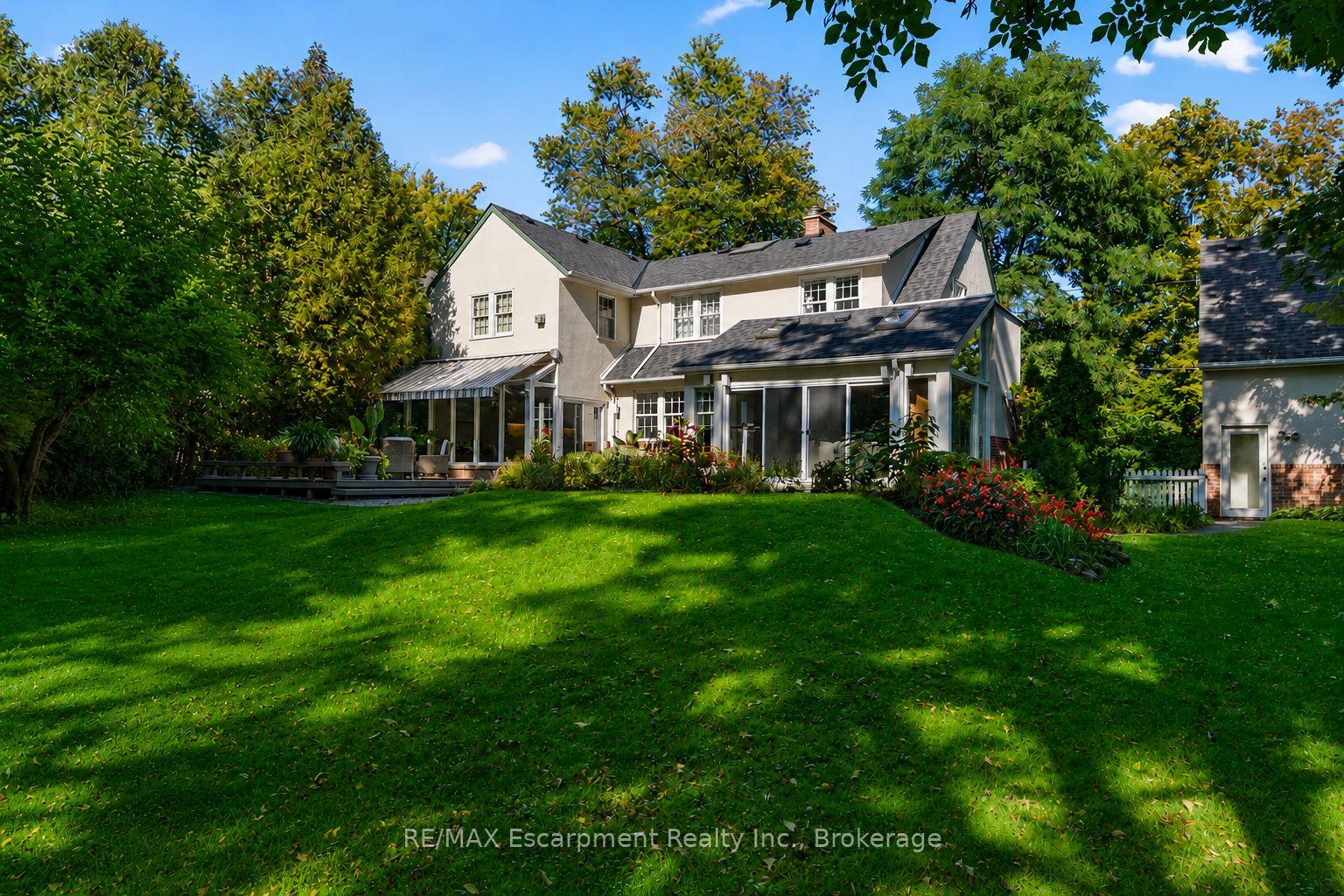 74-howard-avenue-oakville-ontario-w13458908