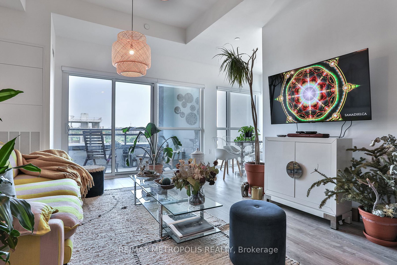 25-neighbourhood-lane-etobicoke-ontario-w13458926