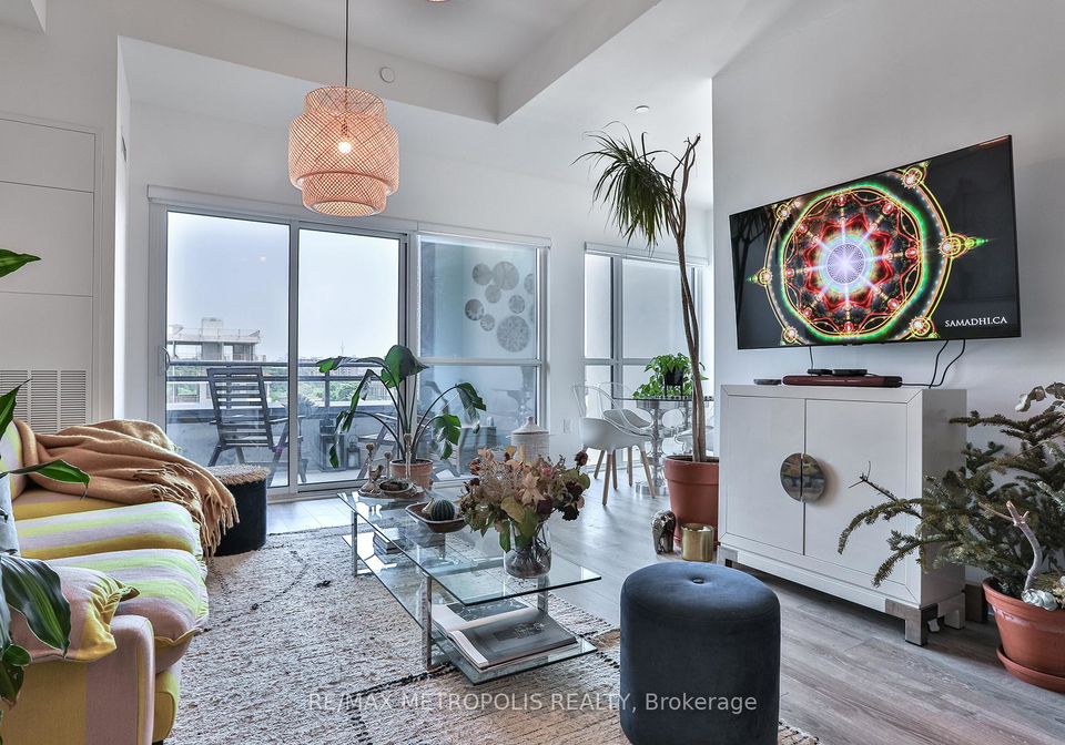 25-neighbourhood-lane-etobicoke-ontario-w13458926
