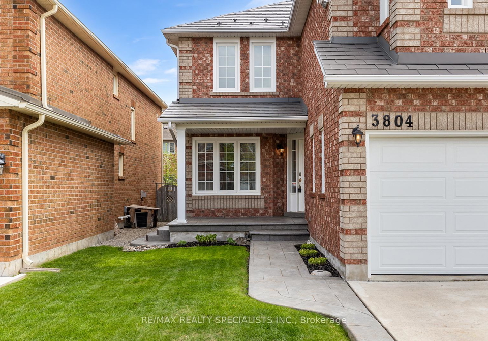 3804-periwinkle-crescent-mississauga-ontario-w13458930