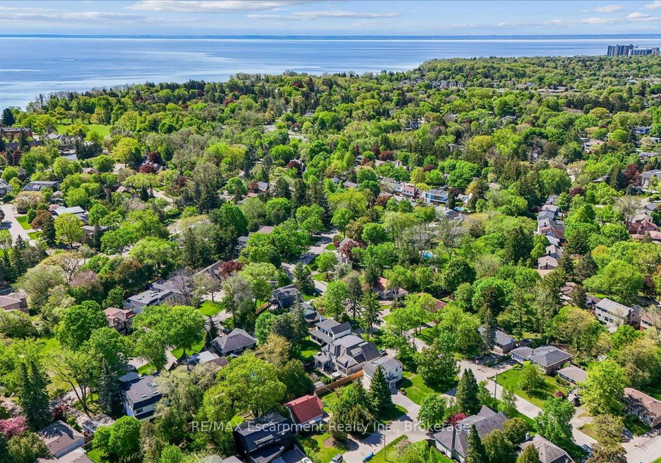 549-jeanette-drive-oakville-ontario-w13458966