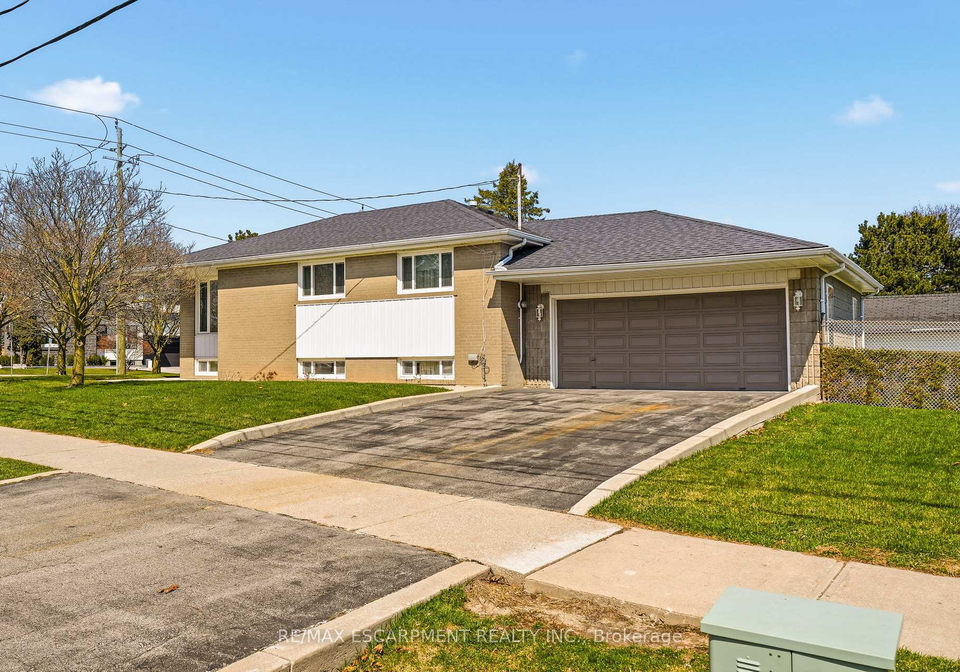 491-warminster-drive-oakville-ontario-w13459014