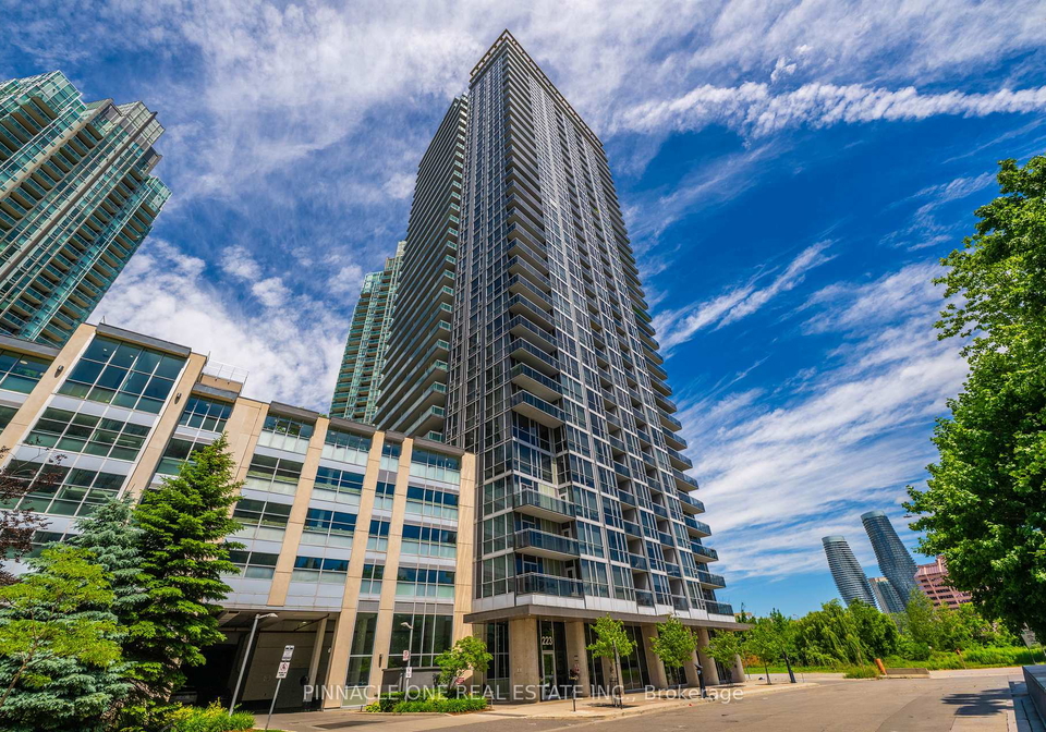 223-webb-drive-mississauga-ontario-w13459088