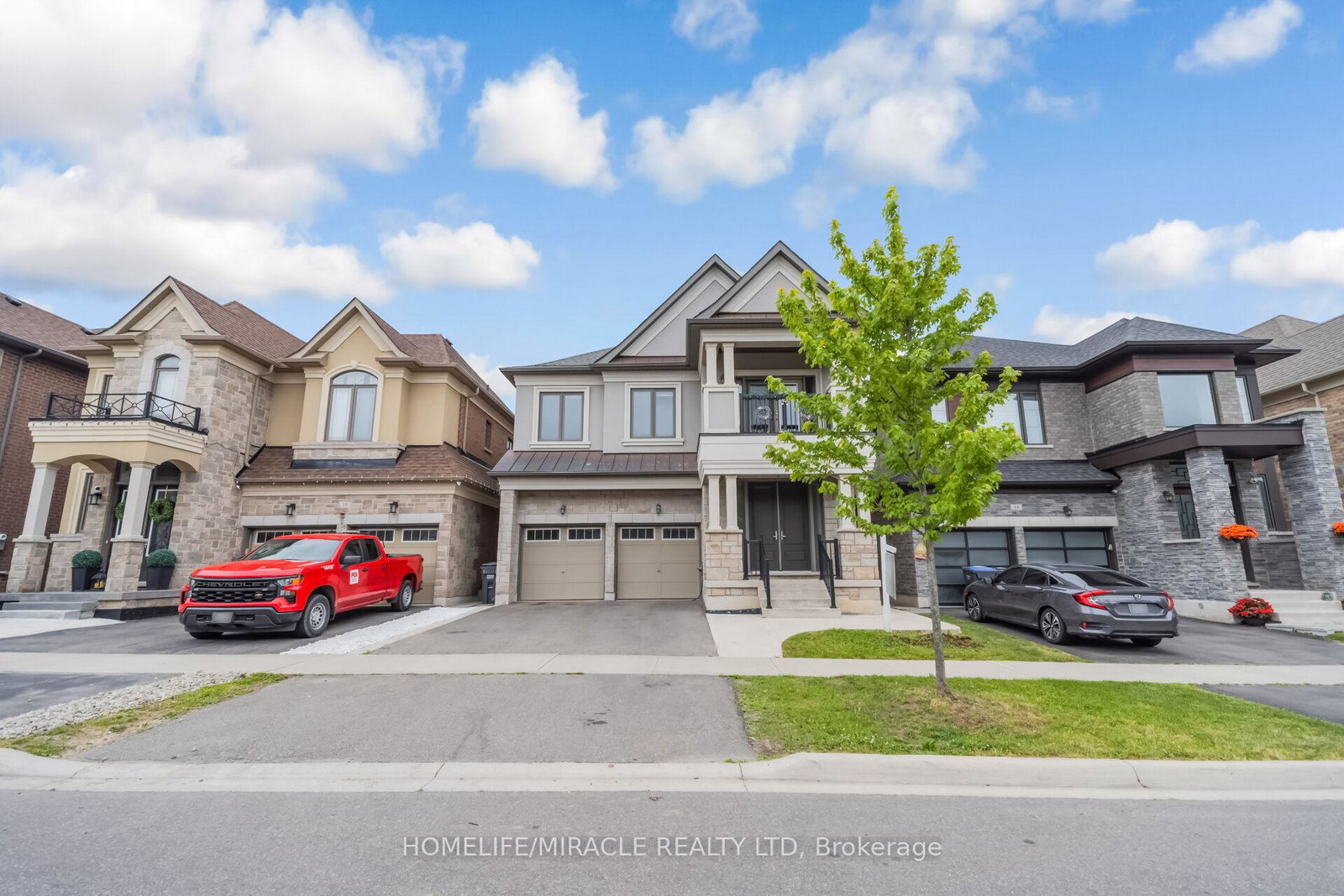 16-lyle-way-brampton-ontario-w13459110