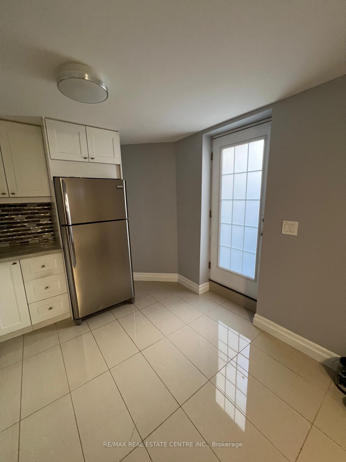 2301-huntingford-gate-milton-ontario-w13459196