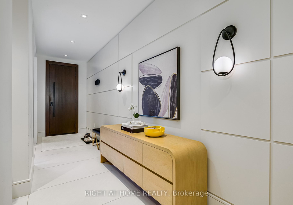 585-montbeck-crescent-mississauga-ontario-w13459776