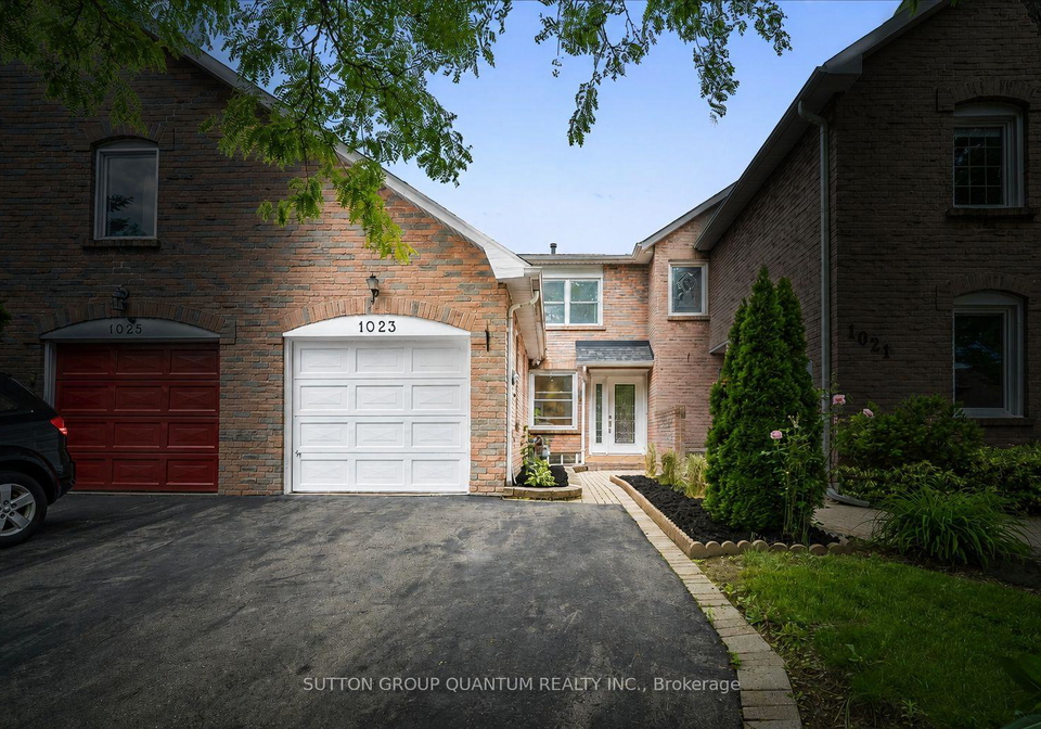 1023-runnymead-crescent-oakville-ontario-w13459858