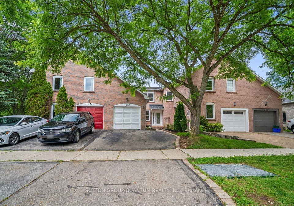 1023-runnymead-crescent-oakville-ontario-w13459858