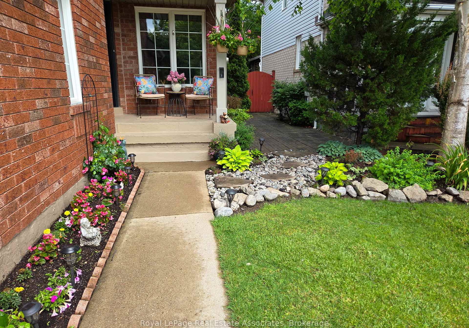 34-standish-street-halton-hills-ontario-w13459888